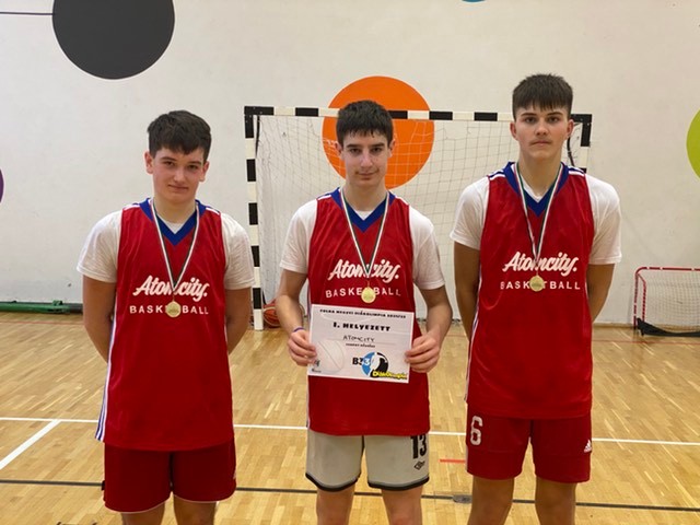 271252417_478920100244113_2576085809793369918_n (1).jpg